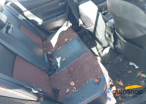 2018 Toyota Corolla L/Le/Xle/Se/Xse z USA, uszkodzony, nr VIN 5YFBURHE3JP783713